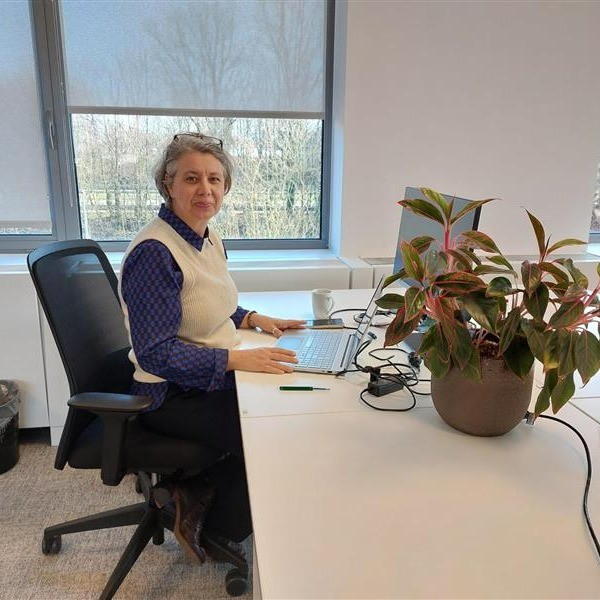 Patsy Desay Im Change Management surfen - QRP Schweiz